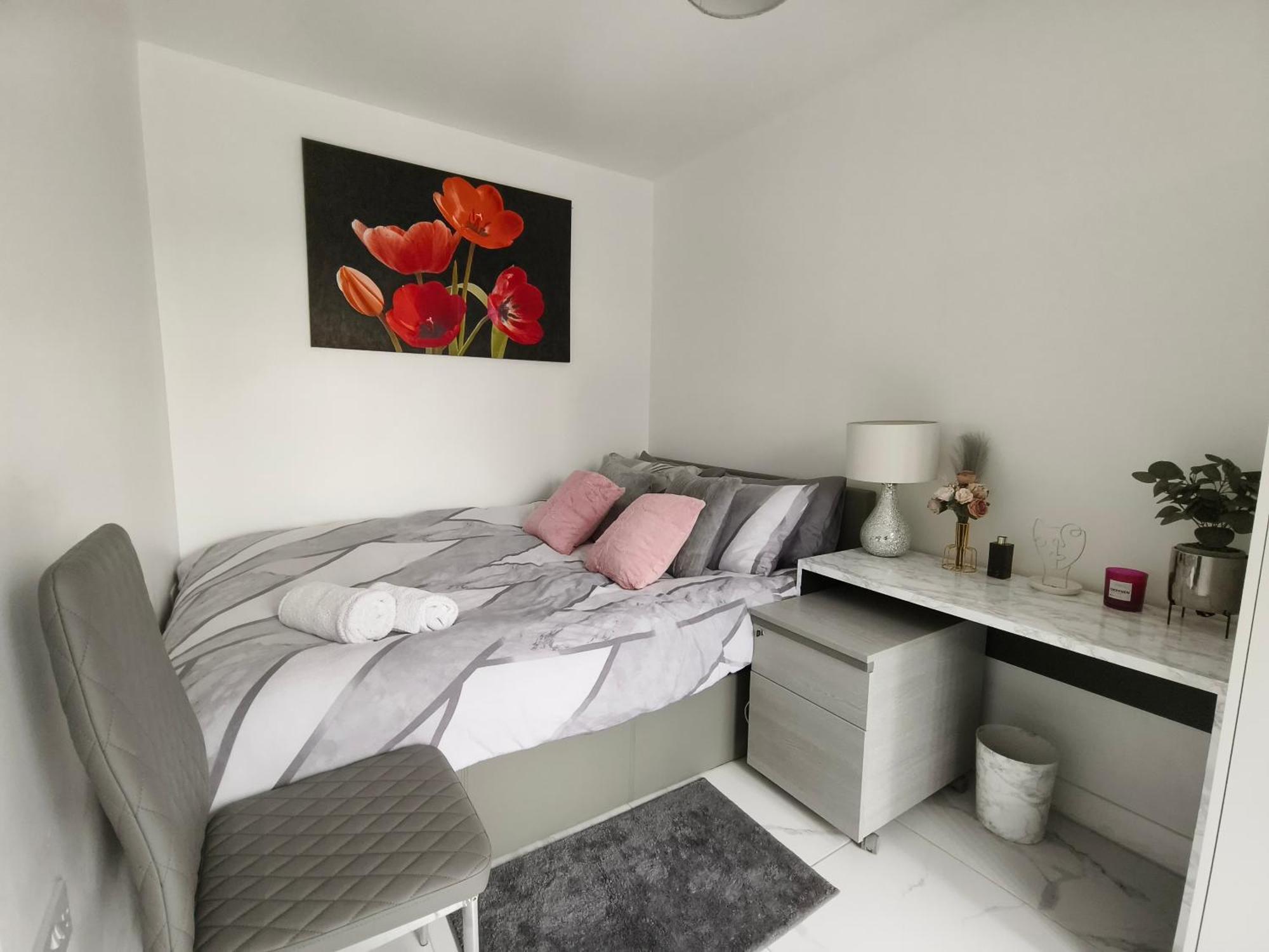 Hospedagem domiciliar Shared House - 10 Mins From Piccadilly Station/man Uni/o2 Apollo *
