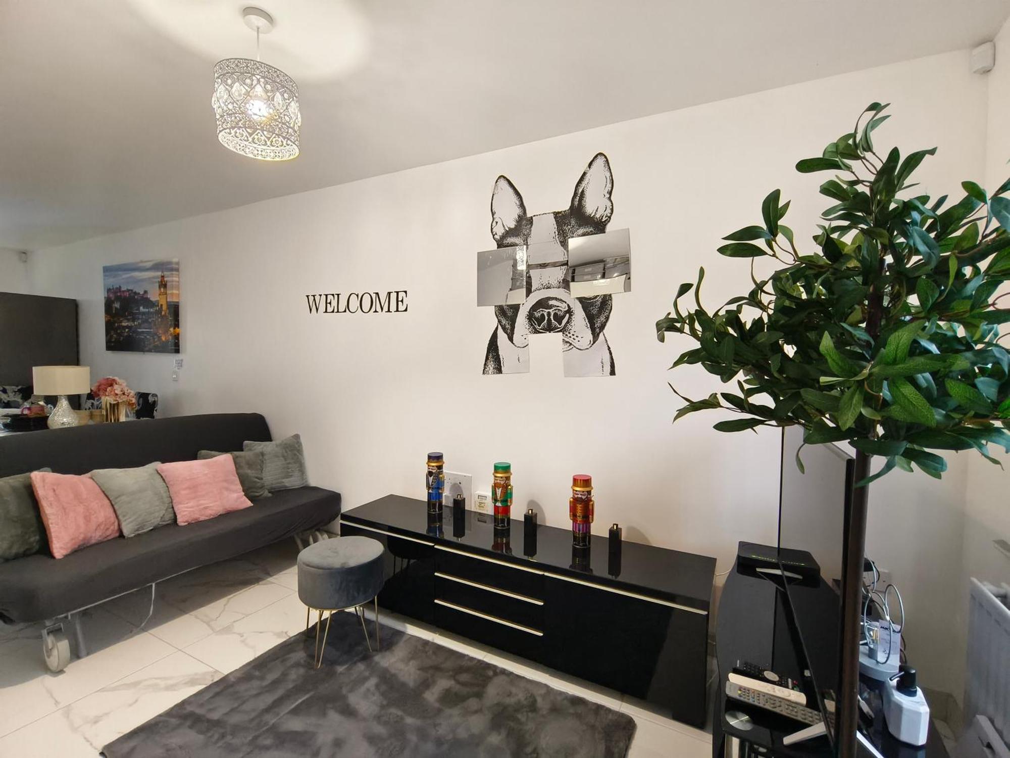 Hospedagem domiciliar Shared House - 10 Mins From Piccadilly Station/man Uni/o2 Apollo *
