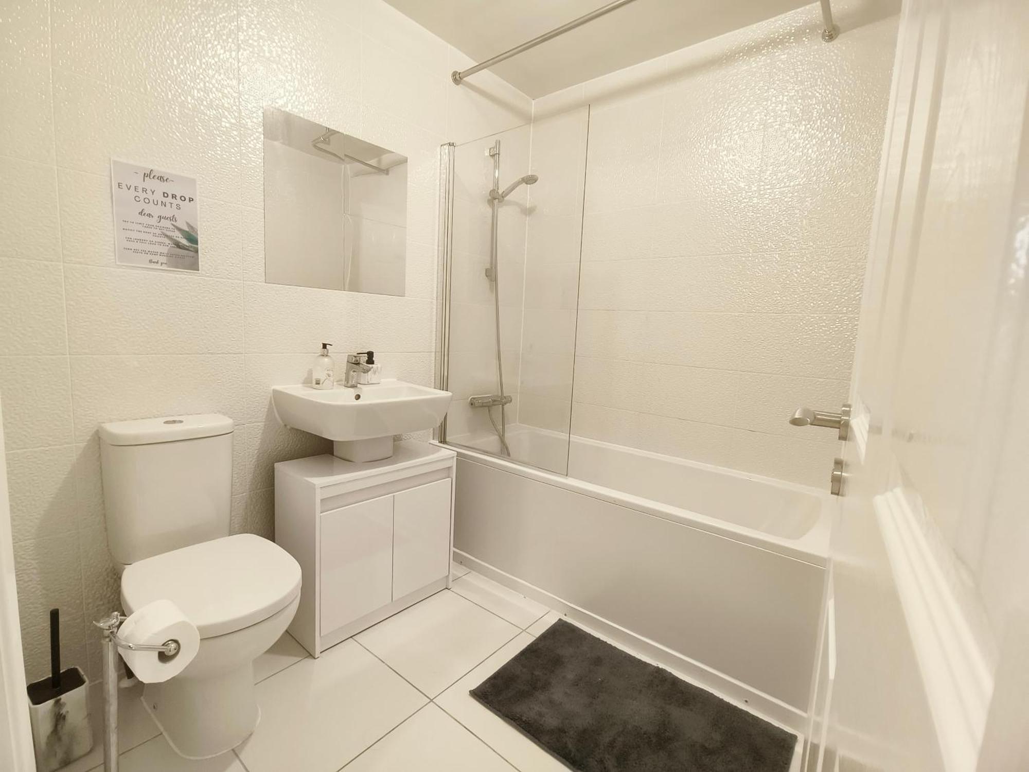 Shared House - 10 Mins From Piccadilly Station/man Uni/o2 Apollo Hospedagem domiciliar Manchester
