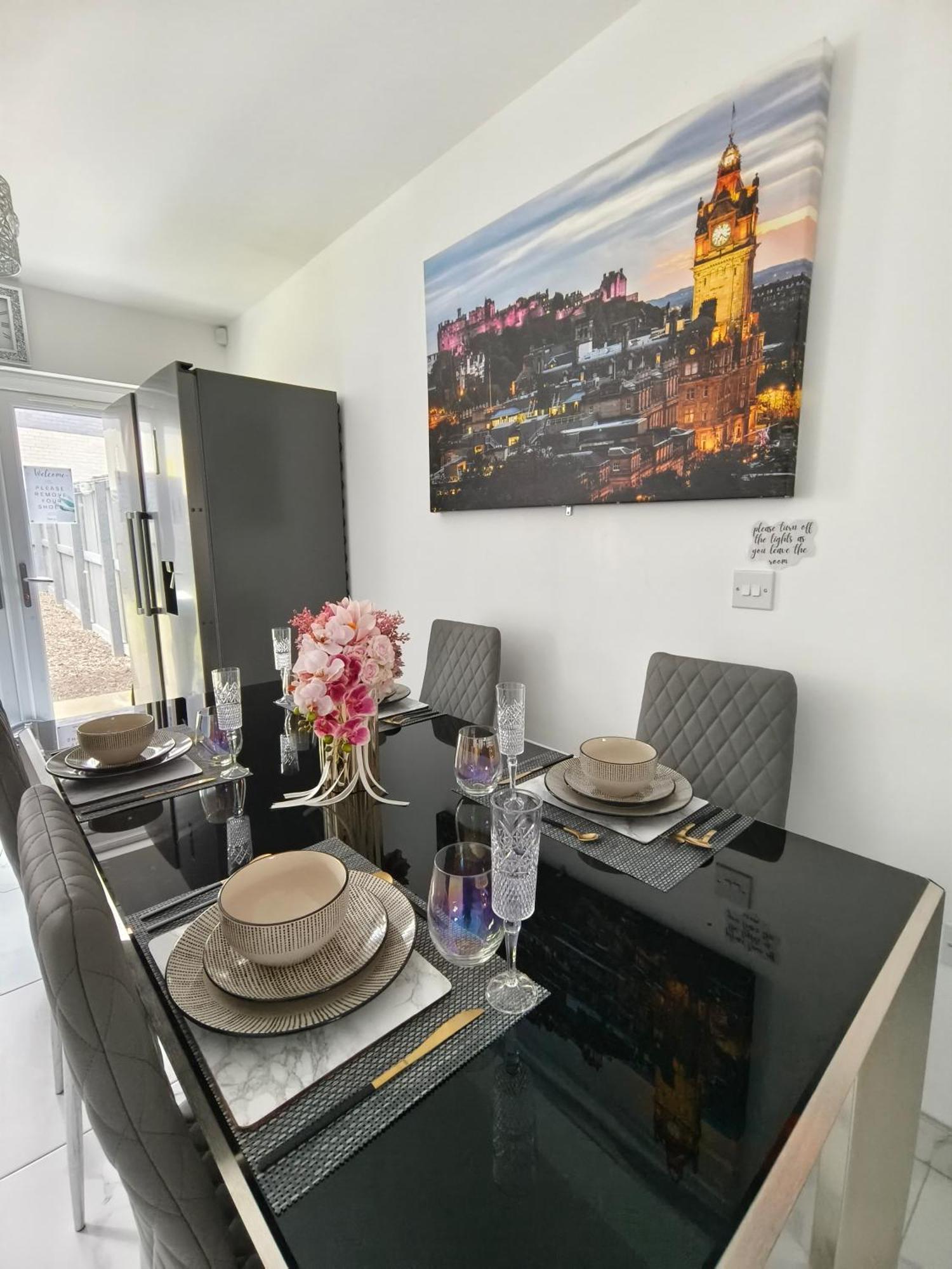 Shared House - 10 Mins From Piccadilly Station/man Uni/o2 Apollo Hospedagem domiciliar Manchester